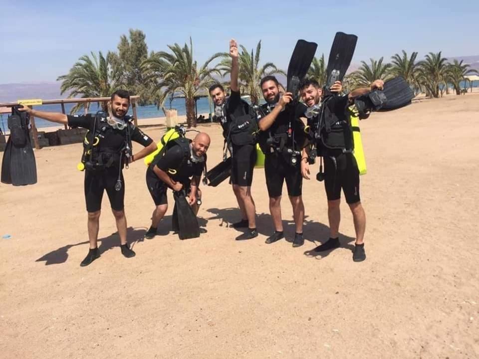 Nael zawaidah camp Hotel Wadi Rum Bagian luar foto