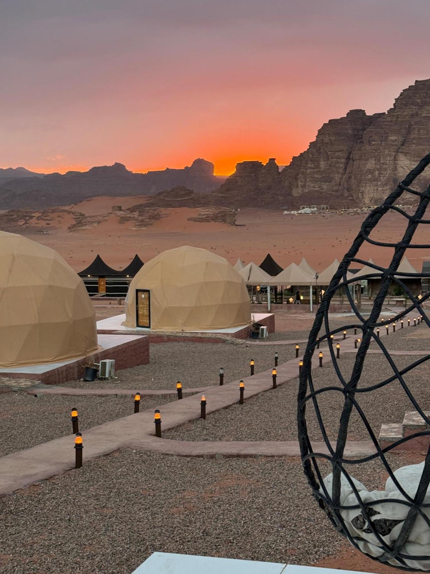 Nael zawaidah camp Hotel Wadi Rum Bagian luar foto
